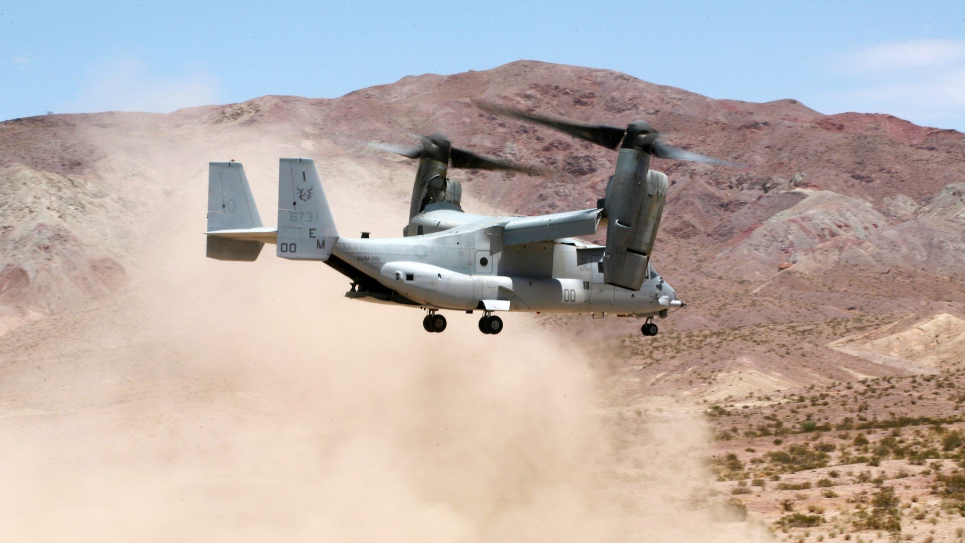 新疆篮球联赛扩大规模，推动地区体育产业发展，新疆 篮球